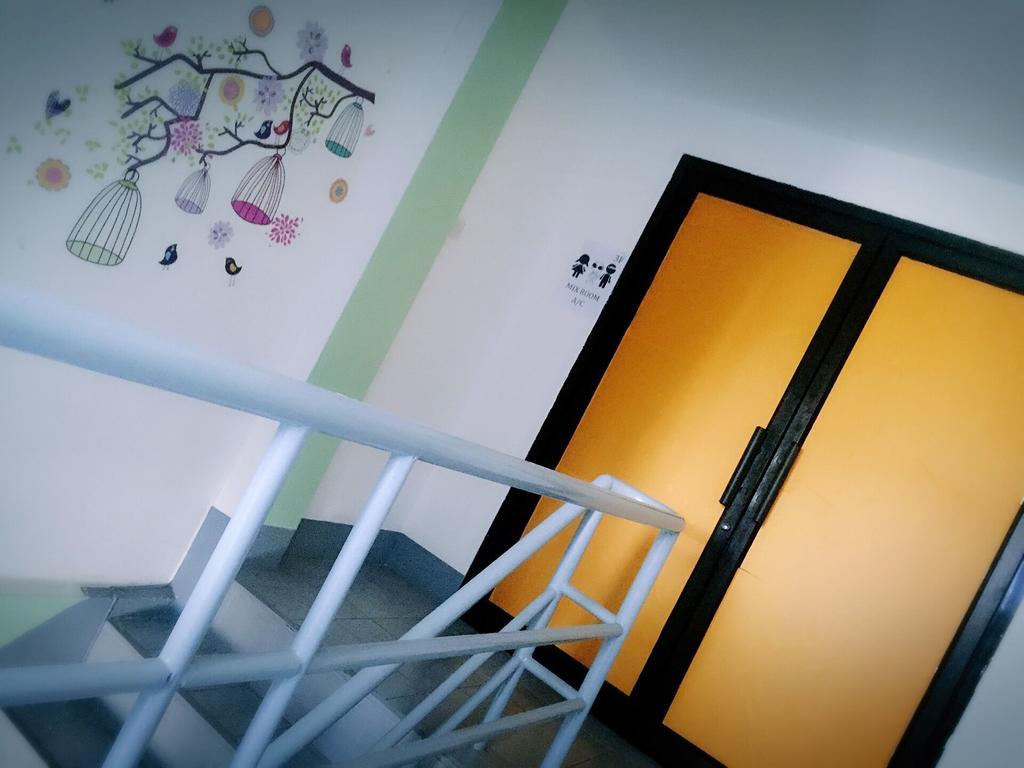 Zoe Hostel 치앙마이 외부 사진